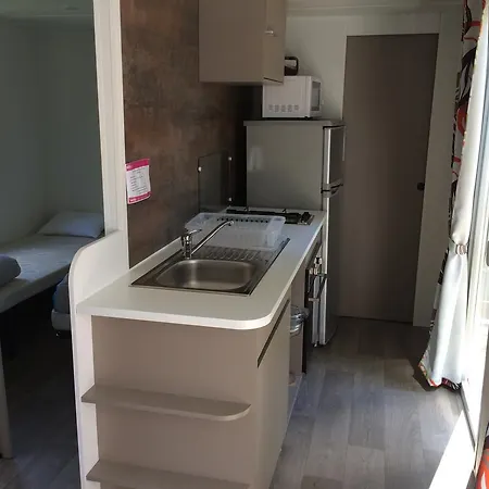 Mobiloisir 241 4*