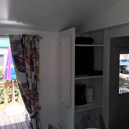 Mobiloisir 241 Prázdninový areál Gastes